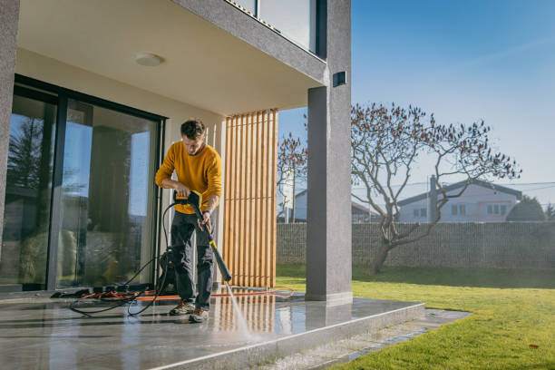 Best Pool Deck Cleaning  in Shallotte, NC